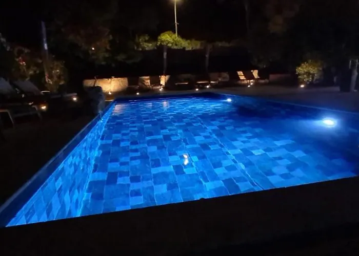 Le Patio à 20 M De La Villa