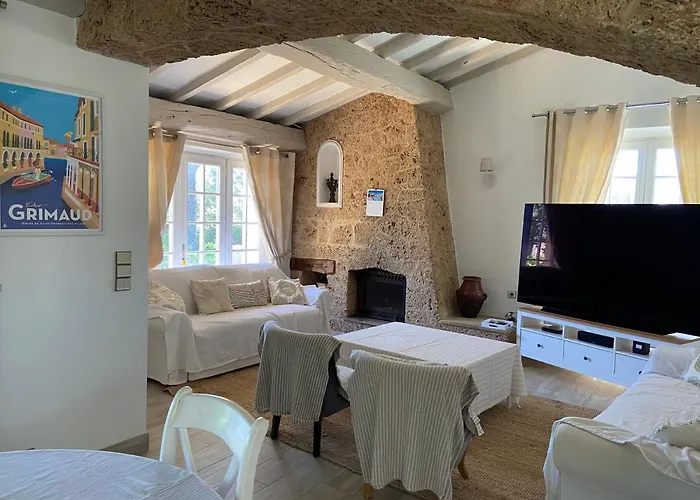 Villa Le Patio à 20 M De La Saint-Peïre-sur-Mer