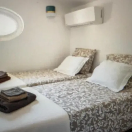 Le Patio à 20 M De La Villa